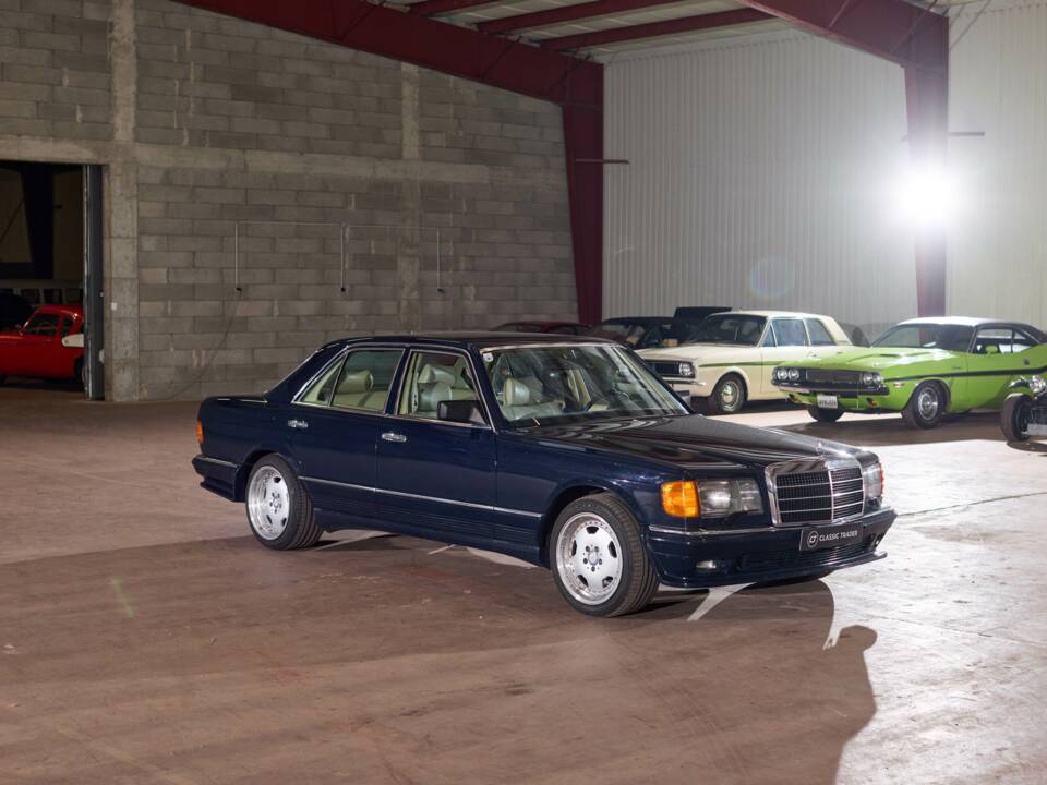 Bild 15/43 von Mercedes-Benz 380 SE (1984)