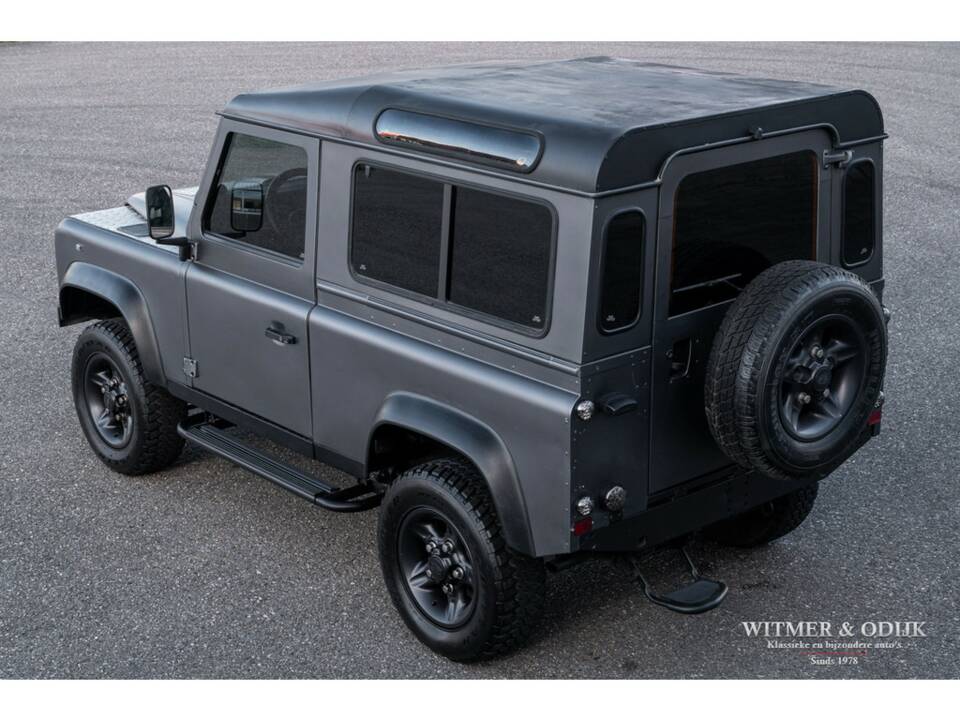 Image 9/27 of Land Rover Defender 90 (1996)