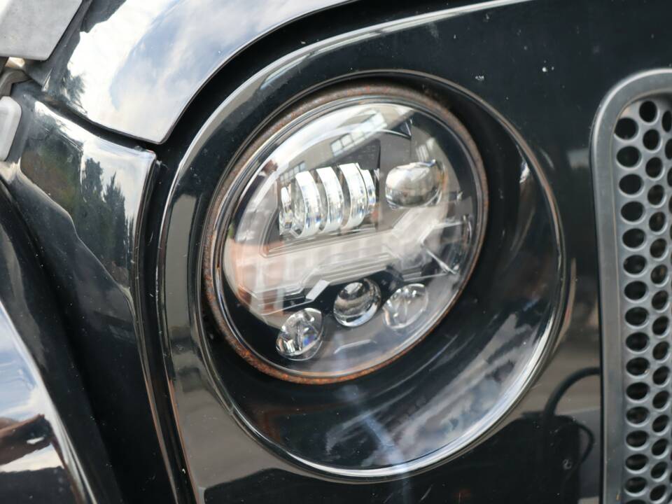 Image 15/50 of Jeep Wrangler 3.8 Rubicon (2011)