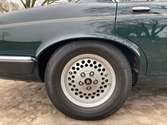 Bild 24/40 von Jaguar XJ 12 (1992)