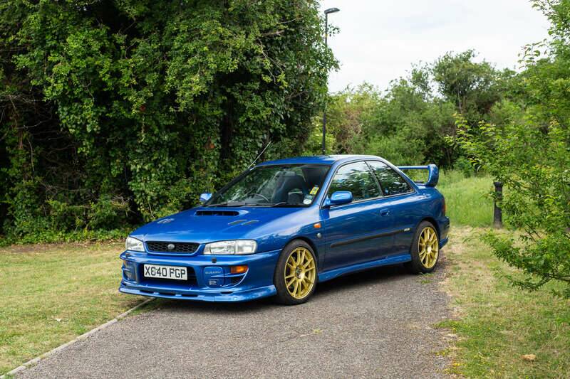 Image 13/50 of Subaru Impreza 2.0 WRX (2000)