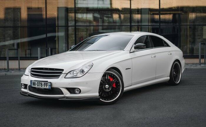 Immagine 2/7 di Mercedes-Benz CLS 63 AMG (2007)