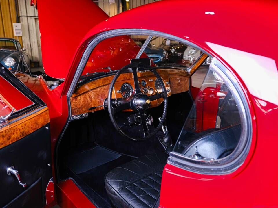 Bild 18/46 von Jaguar XK 120 FHC (1952)