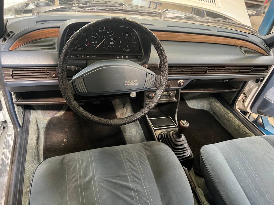 Image 12/14 of Audi 100 5E (1978)
