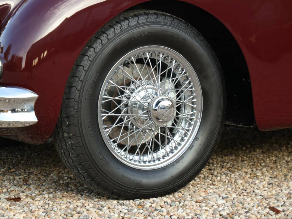 Immagine 24/50 di Jaguar XK 150 SE DHC (1958)