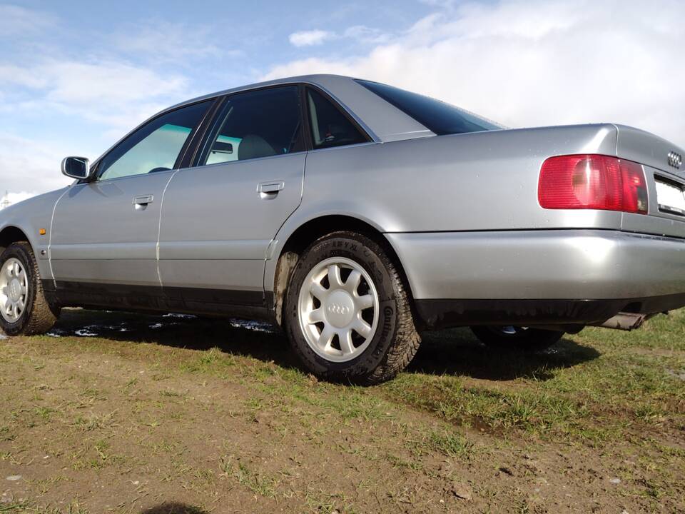 Image 4/29 of Audi A6 2.6 (1996)