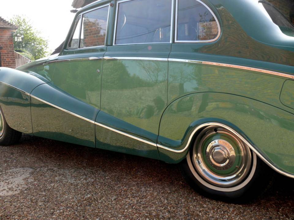 Image 14/15 of Bentley S 1 (1956)
