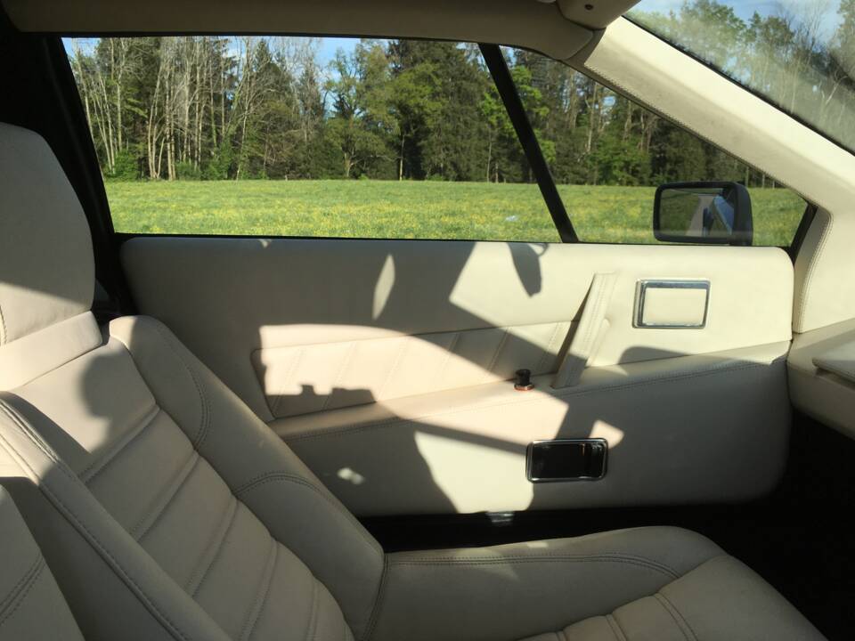 Image 26/46 of Lotus Esprit (1985)