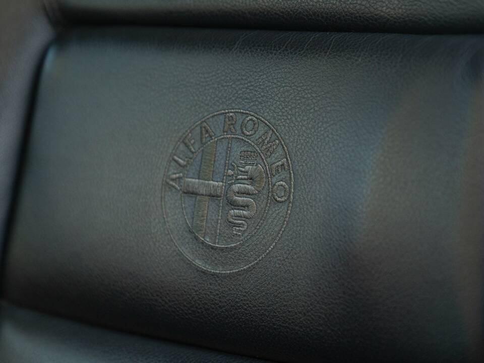 Image 45/50 of Alfa Romeo 2000 GT Veloce (1973)