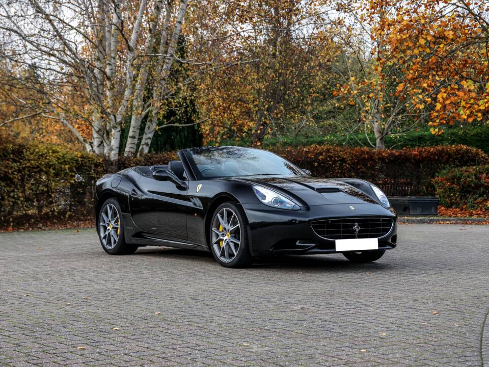 Immagine 22/36 di Ferrari California (2012)