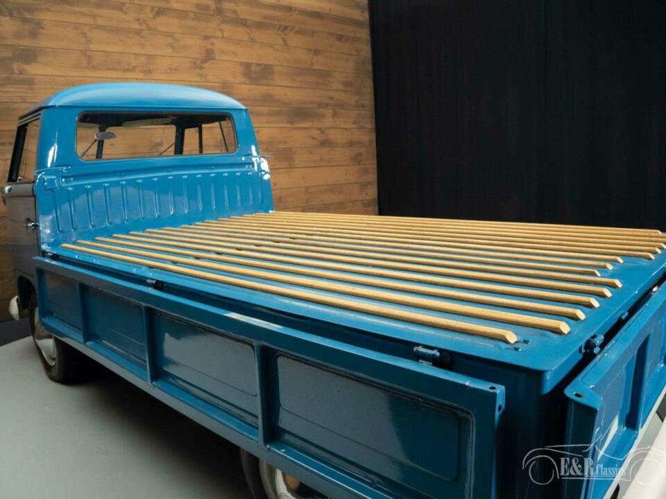 Imagen 16/19 de Volkswagen T1 pickup double cabin (1966)