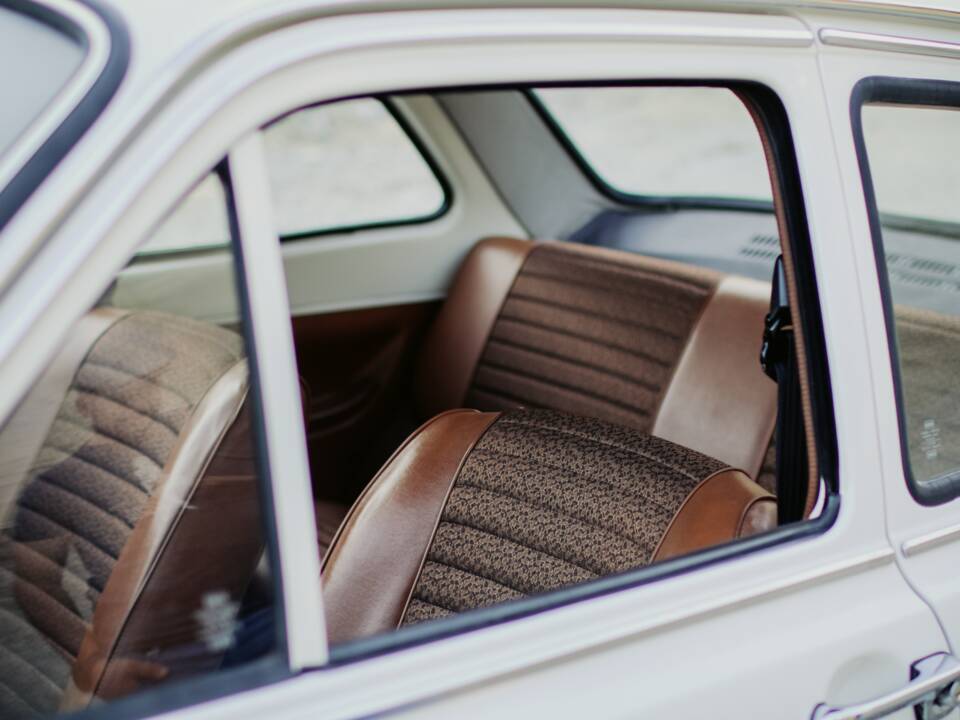 Bild 8/18 von Ford Escort (1100) (1969)