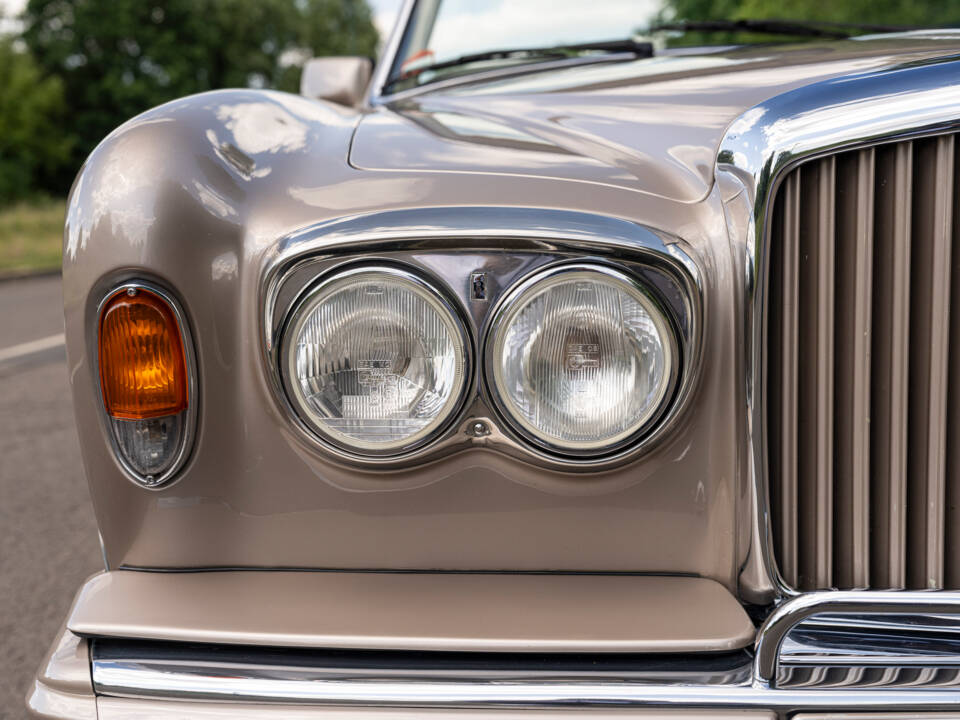 Bild 10/26 von Bentley Continental (1992)