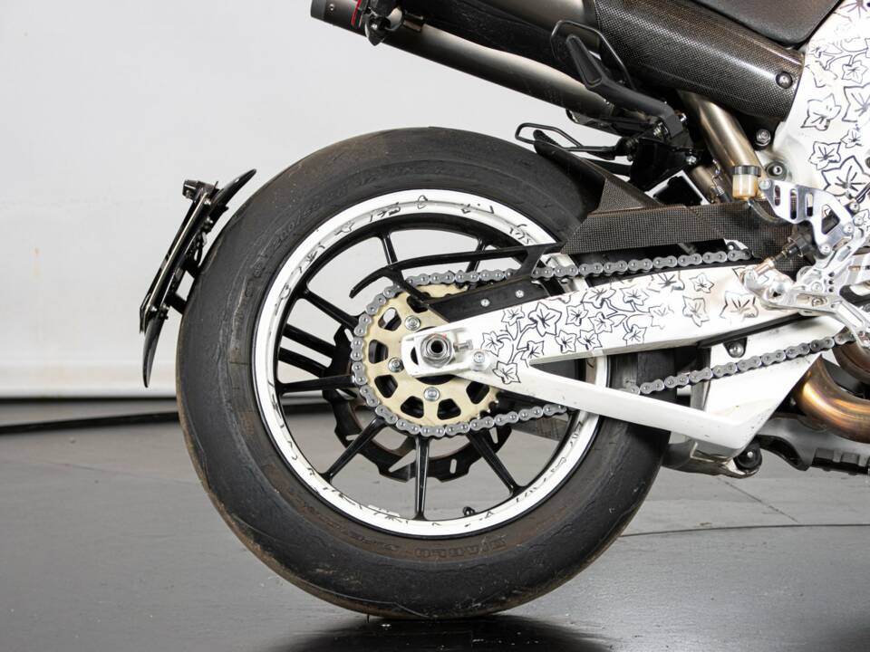Image 36/50 of Yamaha DUMMY (2007)