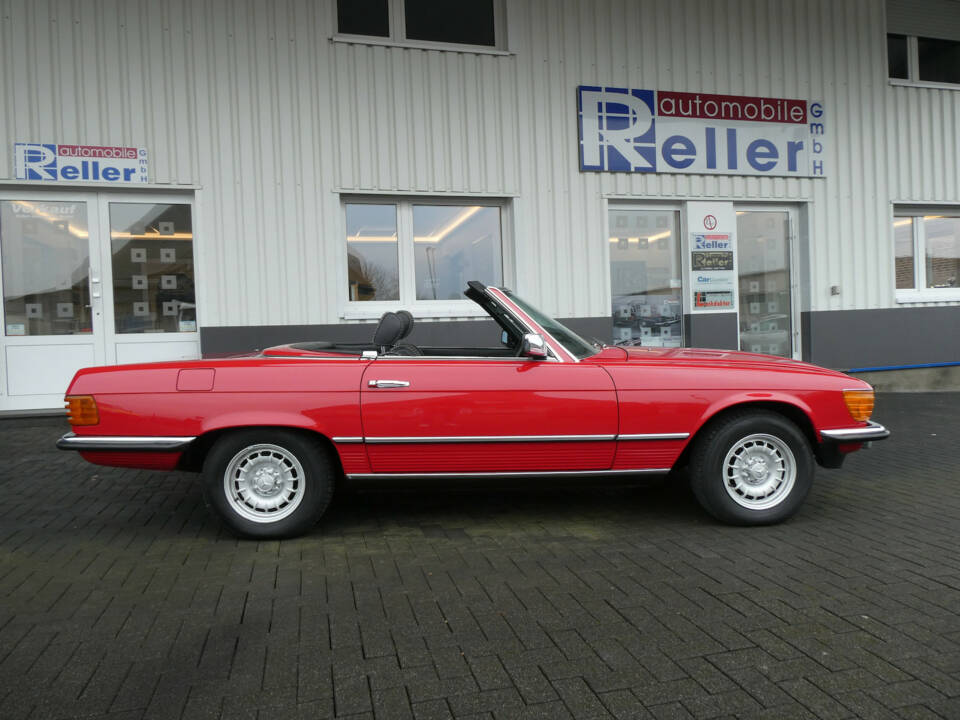 Image 8/28 of Mercedes-Benz 280 SL (1982)