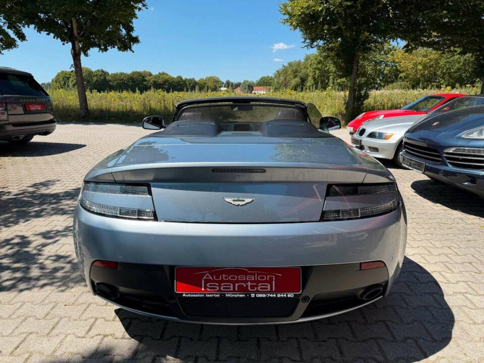 Image 8/43 of Aston Martin V8 Vantage S (2017)