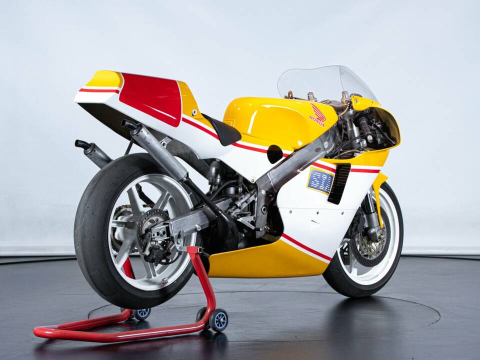 Bild 4/50 von Honda DUMMY (1992)