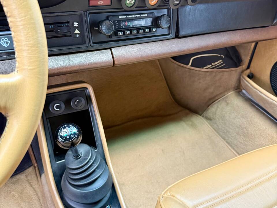 Bild 6/10 von Porsche 911 SC 3.0 (1979)