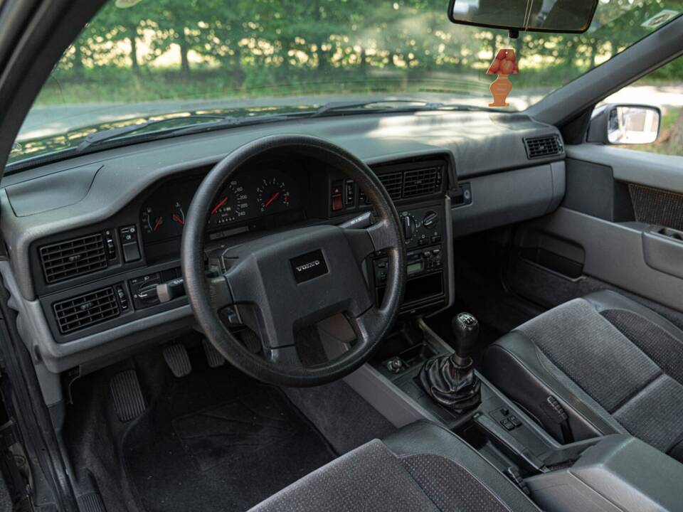 Obraz 25/48 pojazdu Volvo 850 2.0 20V (1992)
