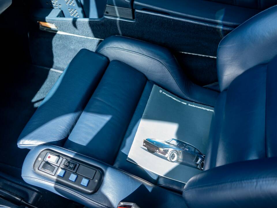 Bild 28/48 von Porsche 911 Carrera 3.2 (1984)