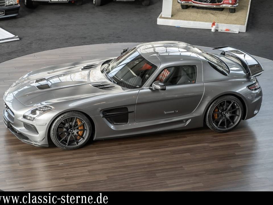 Immagine 8/15 di Mercedes-Benz SLS AMG Black Series (2013)