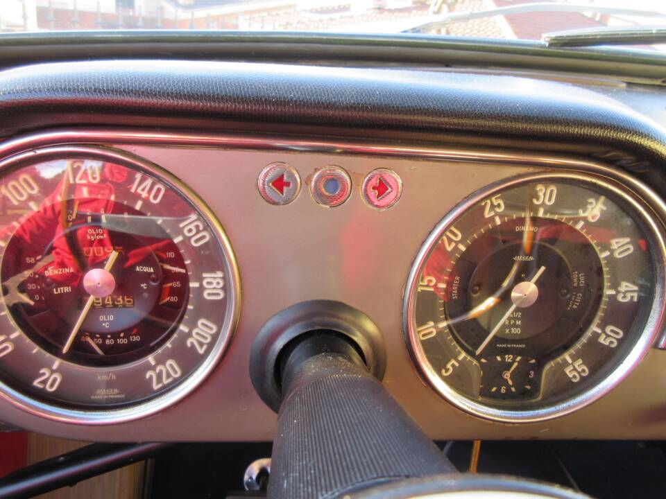 Imagen 14/25 de Lancia Flaminia GT Touring (1961)