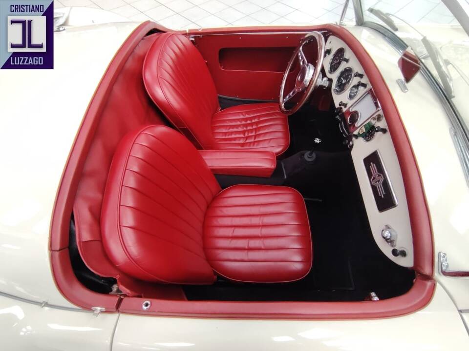 Image 32/59 of MG MGA 1500 (1958)