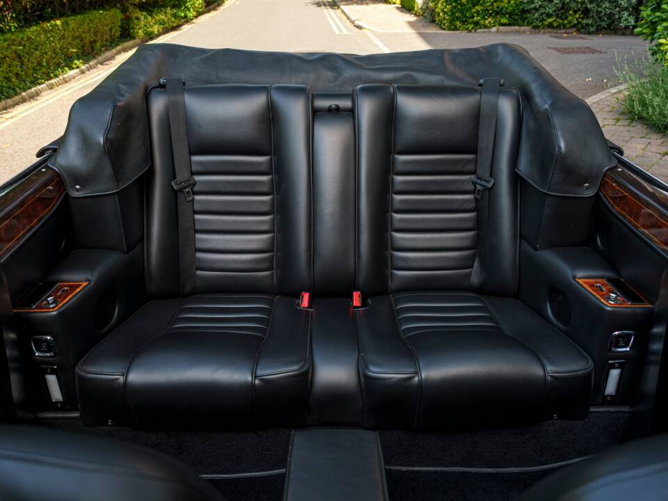 Image 29/32 de Bentley Continental (1993)