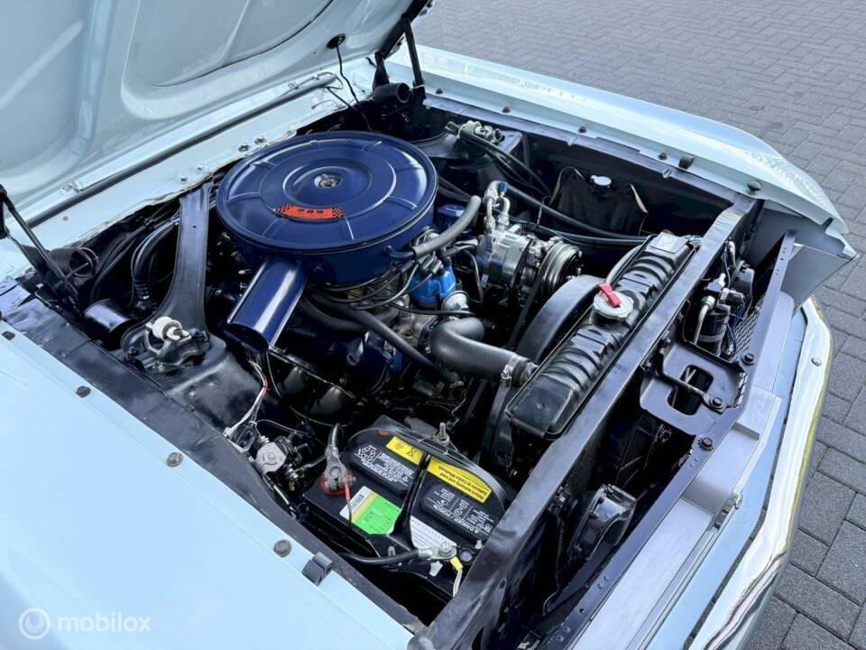 Image 15/36 of Ford Mustang Custom (1967)