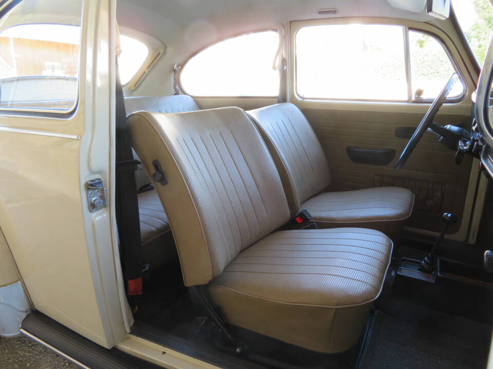 Bild 7/17 von Volkswagen Käfer 1300 (1971)