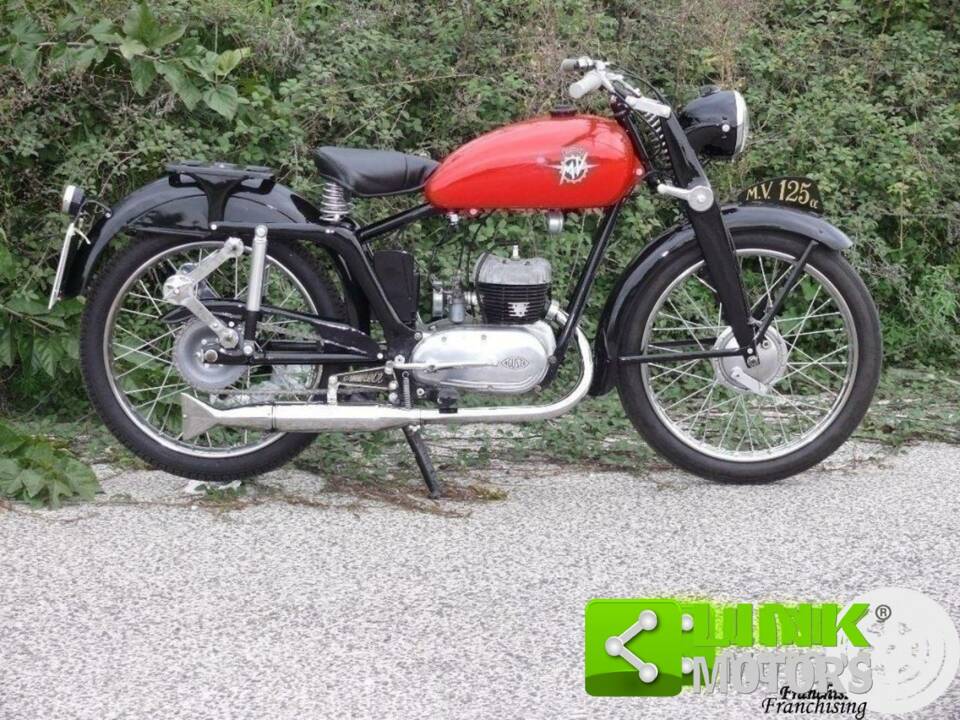 Immagine 2/10 di MV Agusta DUMMY (1952)