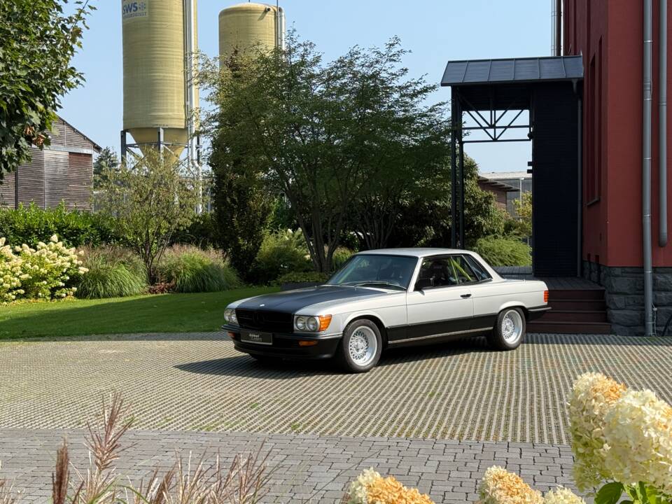 Immagine 28/29 di Mercedes-Benz 500 SLC (1980)
