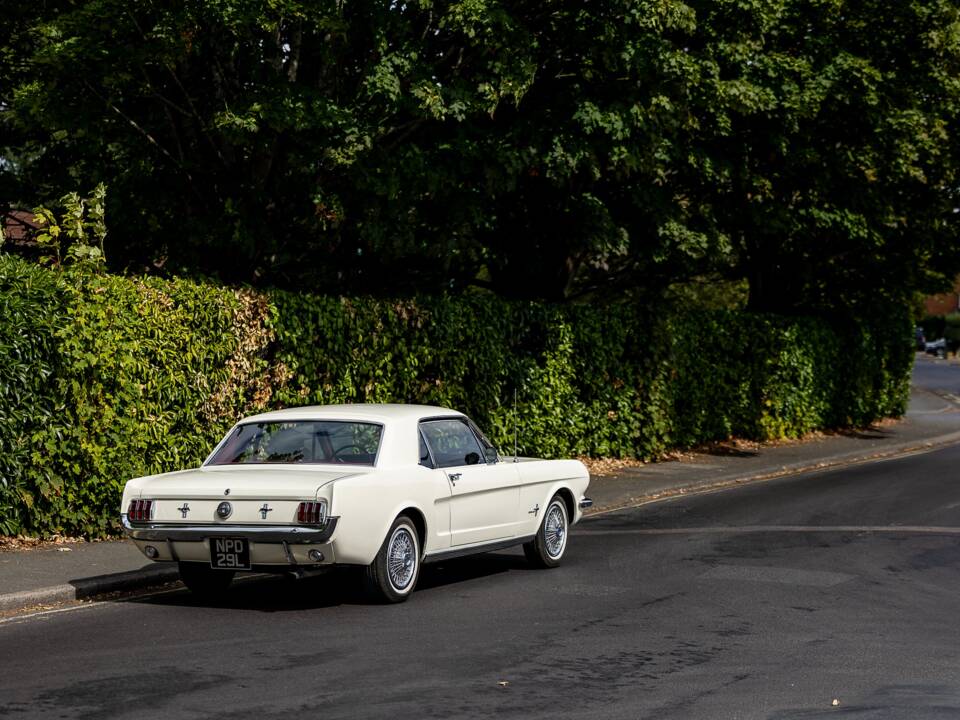 Image 21/50 of Ford Mustang 200 (1966)