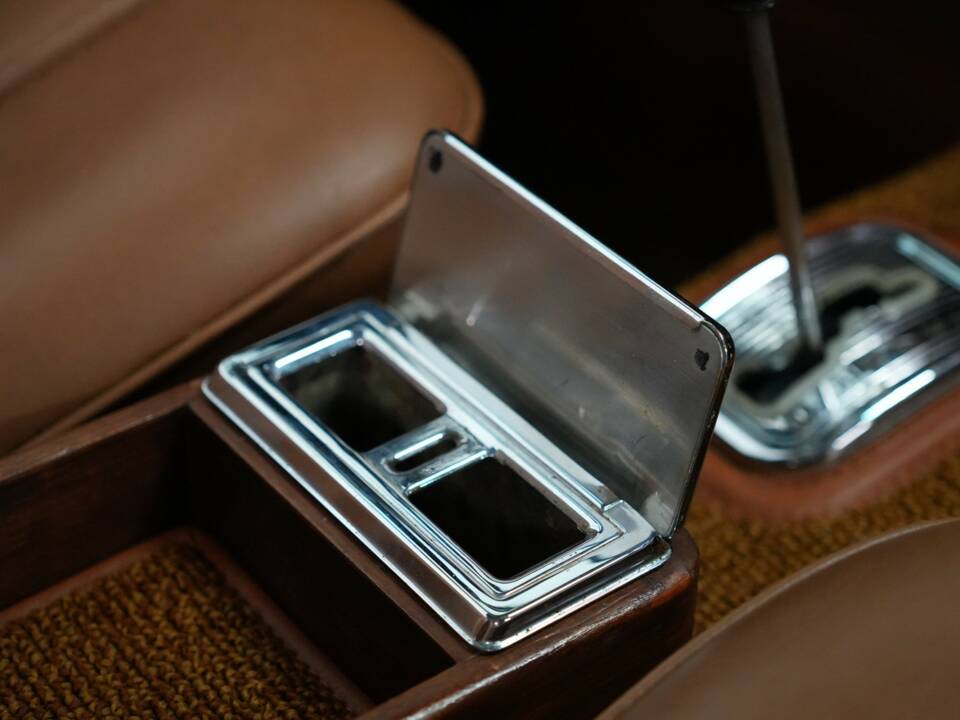 Bild 32/39 von Mercedes-Benz 280 SL (1970)