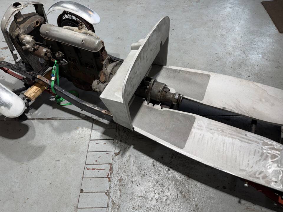 Image 11/25 of Rover 14 (1936)