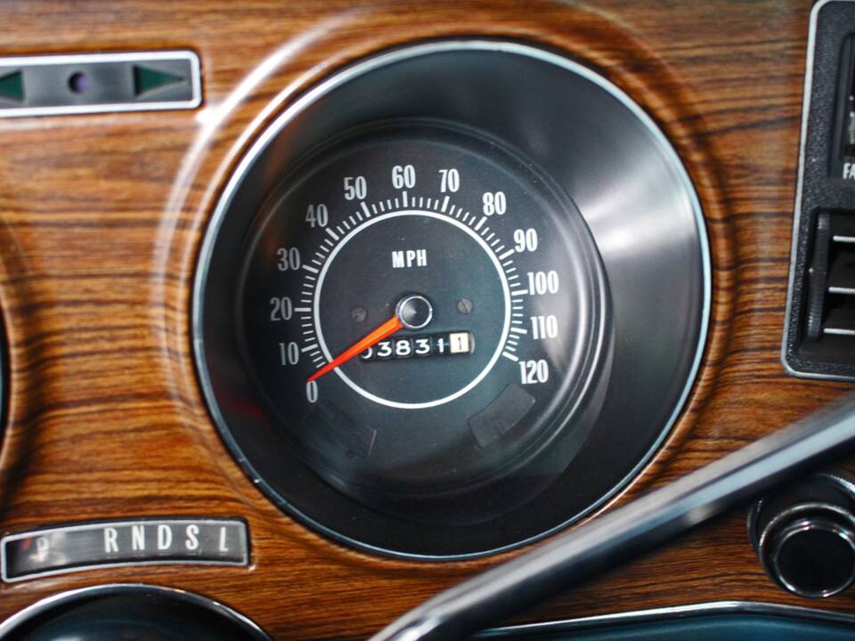 Bild 23/30 von Pontiac Grand Ville (1972)