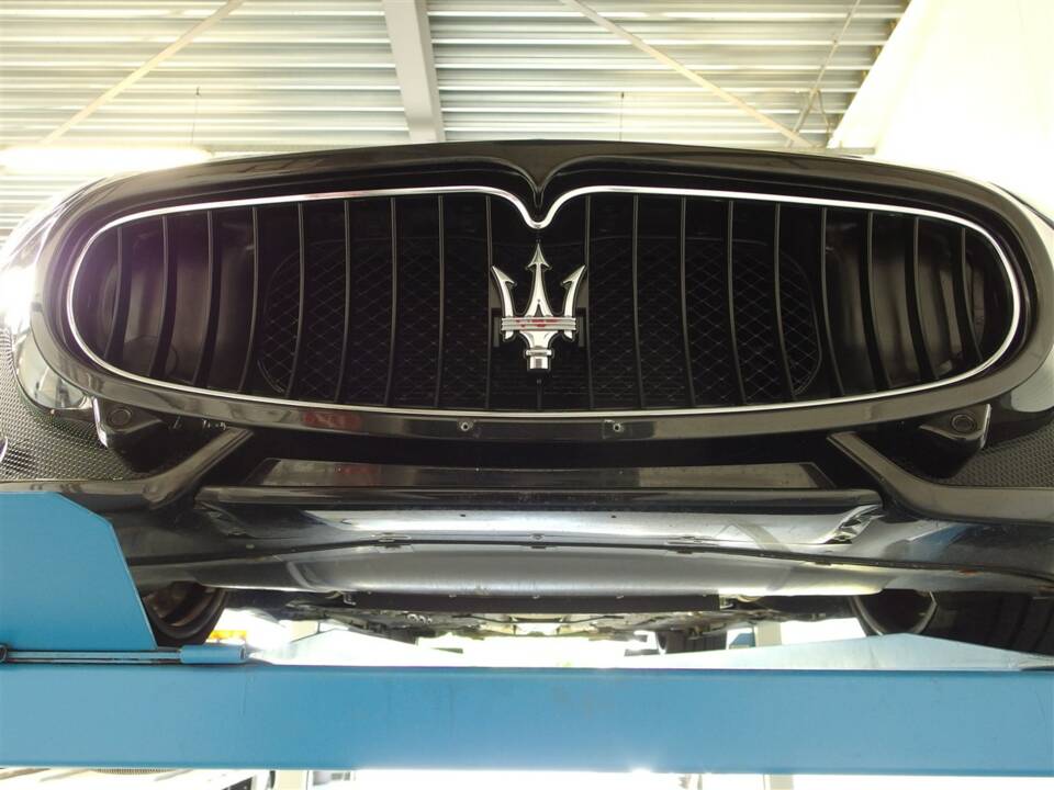 Bild 87/100 von Maserati GranTurismo S (2008)