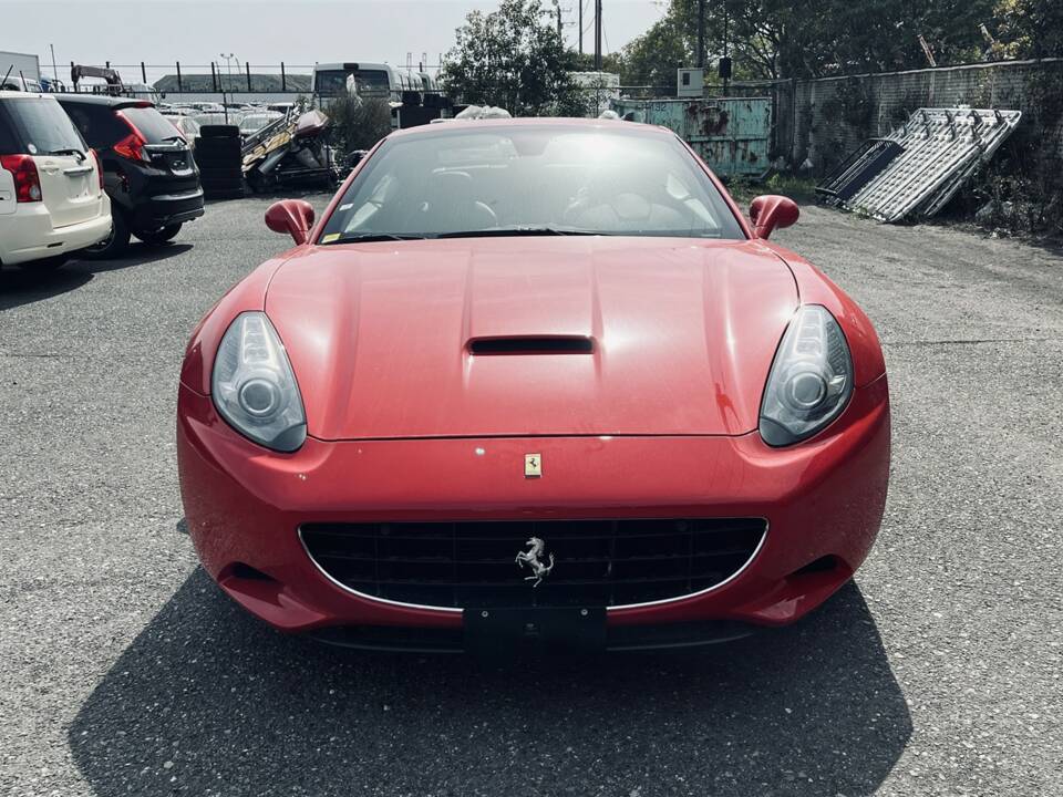 Image 14/49 of Ferrari California 30 (2013)
