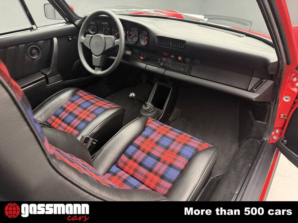 Image 14/15 de Porsche 911 SC 3.0 (1978)