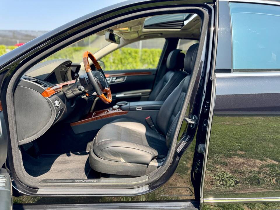 Bild 25/79 von Mercedes-Benz S 500 BlueEFFICIENCY (2011)