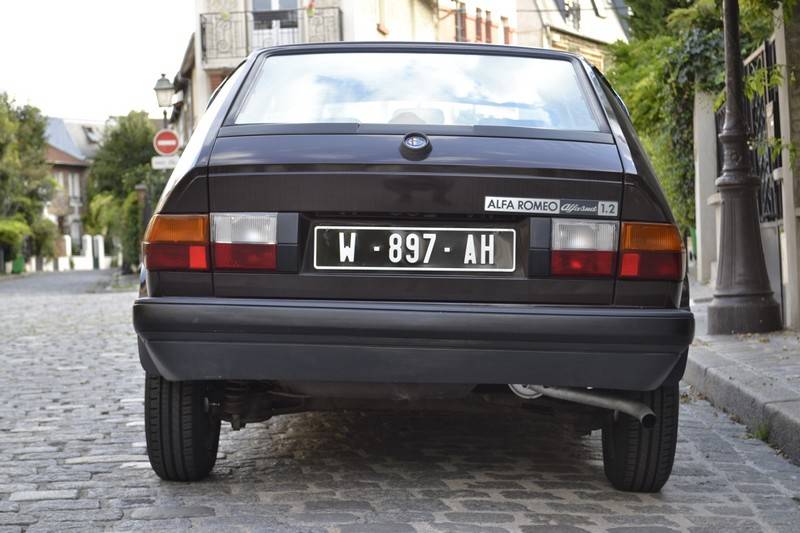 Image 15/68 de Alfa Romeo Alfasud 1.2 (1981)