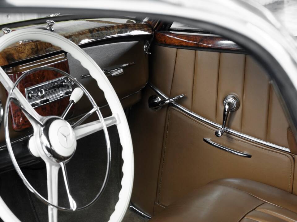 Image 34/50 of Mercedes-Benz 220 Coupe (1954)