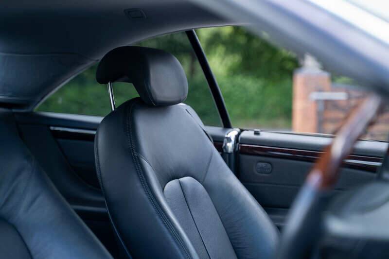 Bild 32/41 von Mercedes-Benz CL 500 (2000)