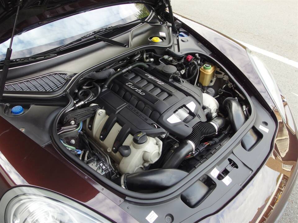 Bild 78/98 von Porsche Panamera Turbo (2009)