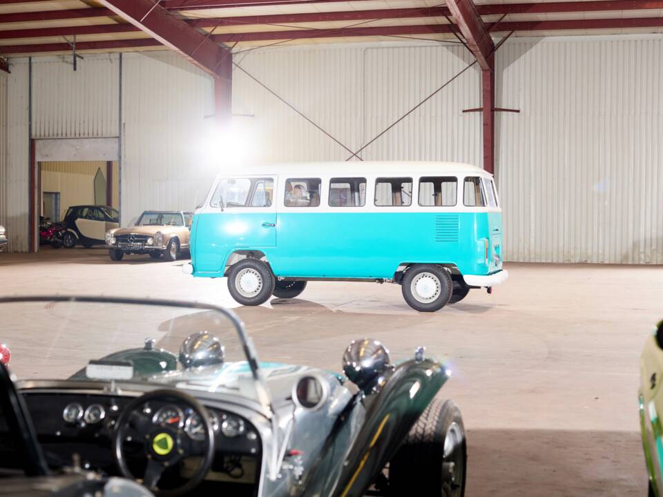 Image 13/39 of Volkswagen T2c Combi (1996)