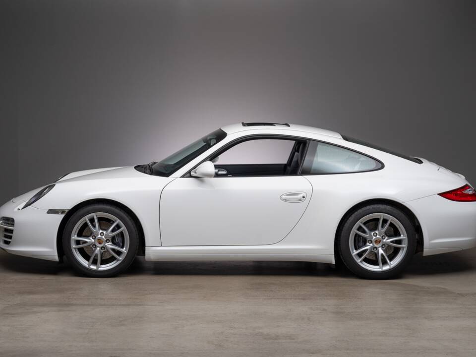 Image 5/40 of Porsche 911 Carrera 4 (2009)