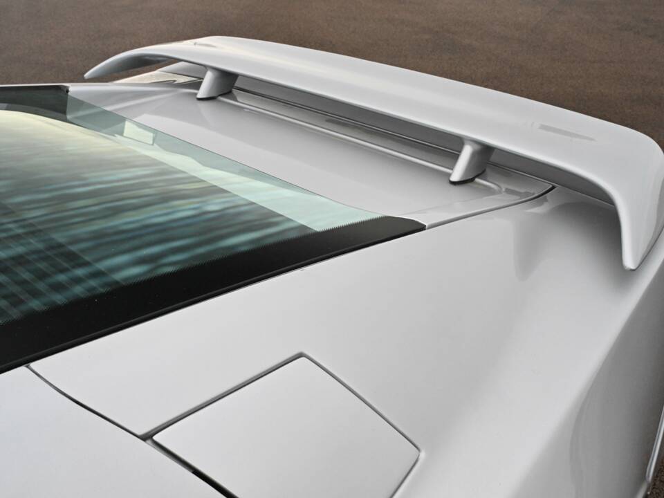 Image 23/50 of Lotus Esprit SE (1990)