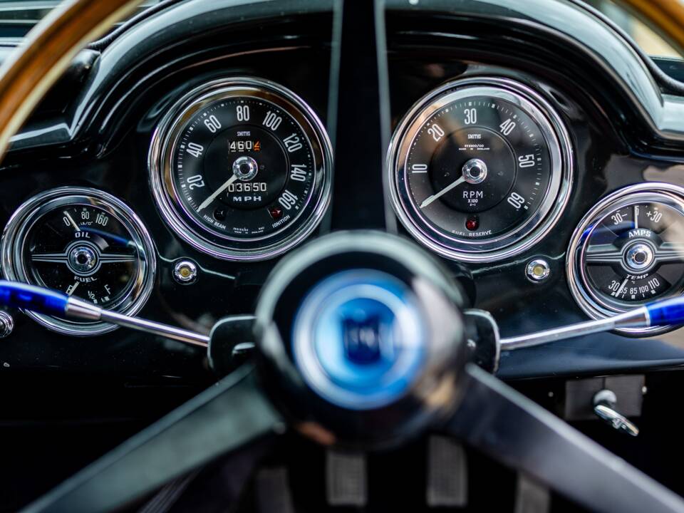 Image 41/50 de Aston Martin DB 4 (1960)
