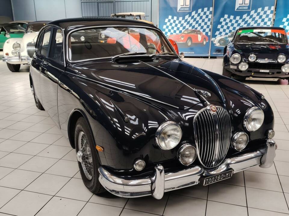Imagen 10/62 de Jaguar Mk II 3.8 (1967)