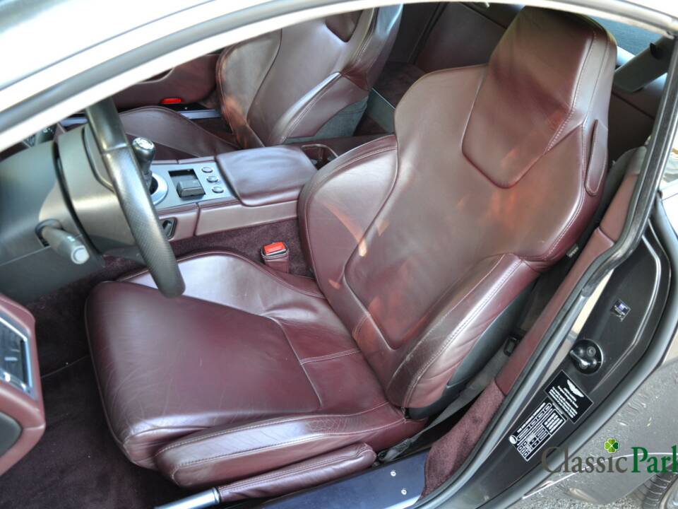 Image 20/50 de Aston Martin V8 Vantage (2005)